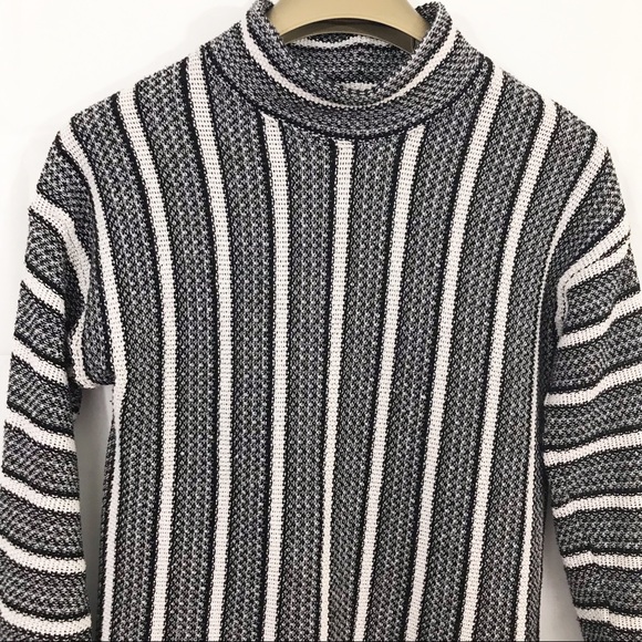 topshop black and white jumper